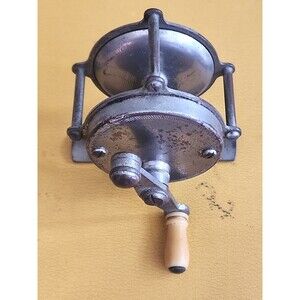 Vintage  Fishing Reel ATLAS 60 Lite Surface Rust